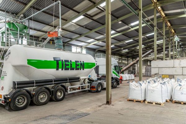 TIELEN warehousing combinatie opslag transport