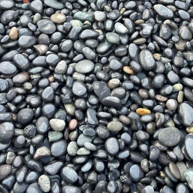 Beach Pebbles 8 16 1